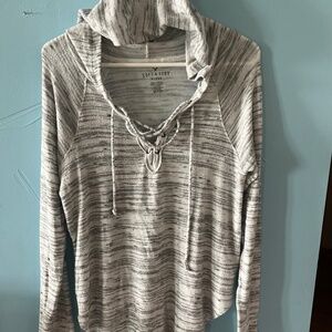 AMERICAN EAGLE Lace Up V-Neck Long Sleeve Gray Hooded Shirt Women's Size M